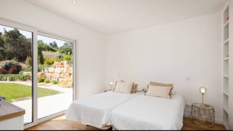 Moradia geminada T1+2 com piscina - Ferragudo