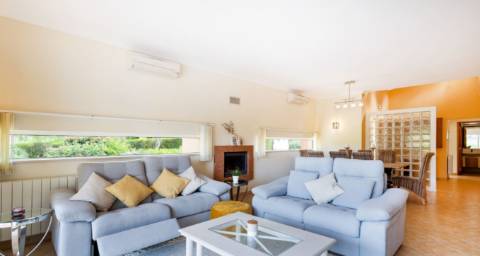 Moradia frente golf com quatro quartos e piscina, Carvoeiro - Algarve