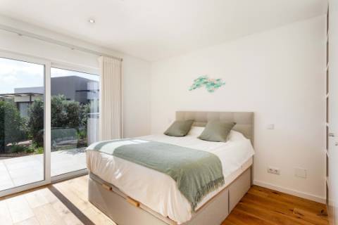 Moradia com piscina em Ferragudo inserida num Golf Resort