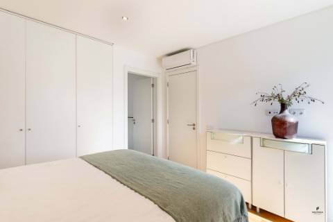 Moradia com piscina em Ferragudo inserida num Golf Resort