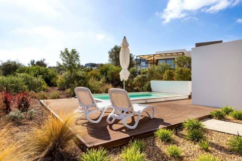 Moradia com piscina em Ferragudo inserida num Golf Resort