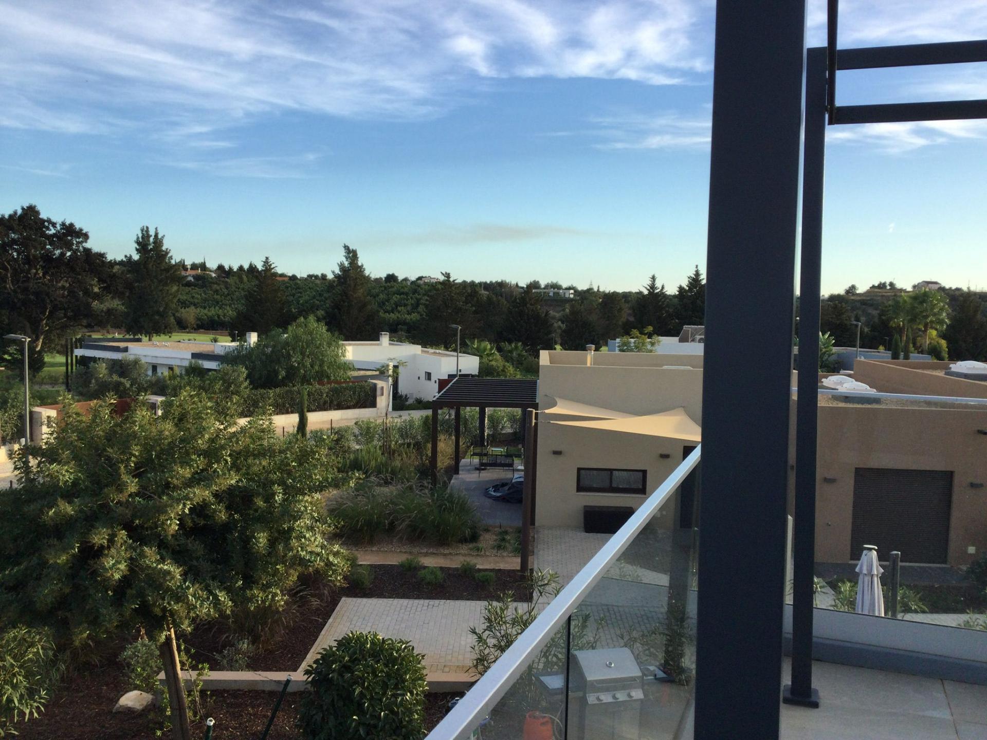 Moradia T2 com piscina comum em Golf Resort em Silves