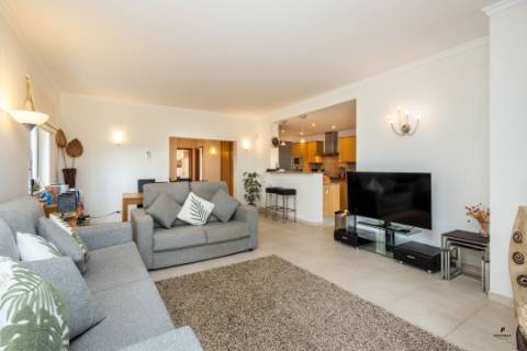 Apartamento T2 situado em Vale da Pinta, Carvoeiro