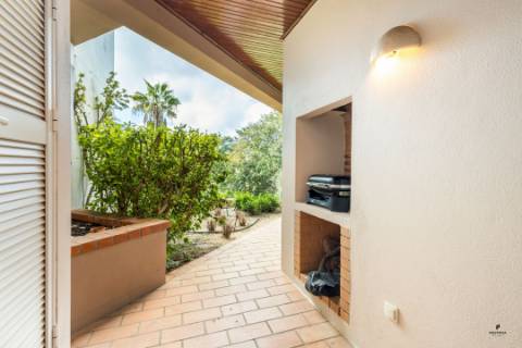 Apartamento T2 situado em Vale da Pinta, Carvoeiro