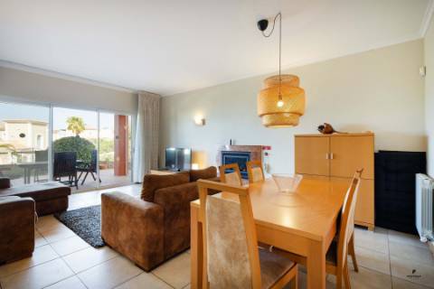 Apartamento T2 situado em Vale da Pinta, Carvoeiro