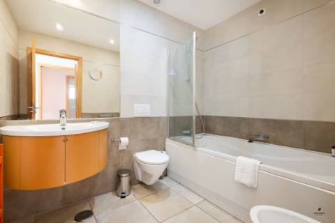 Apartamento T2 situado em Vale da Pinta, Carvoeiro