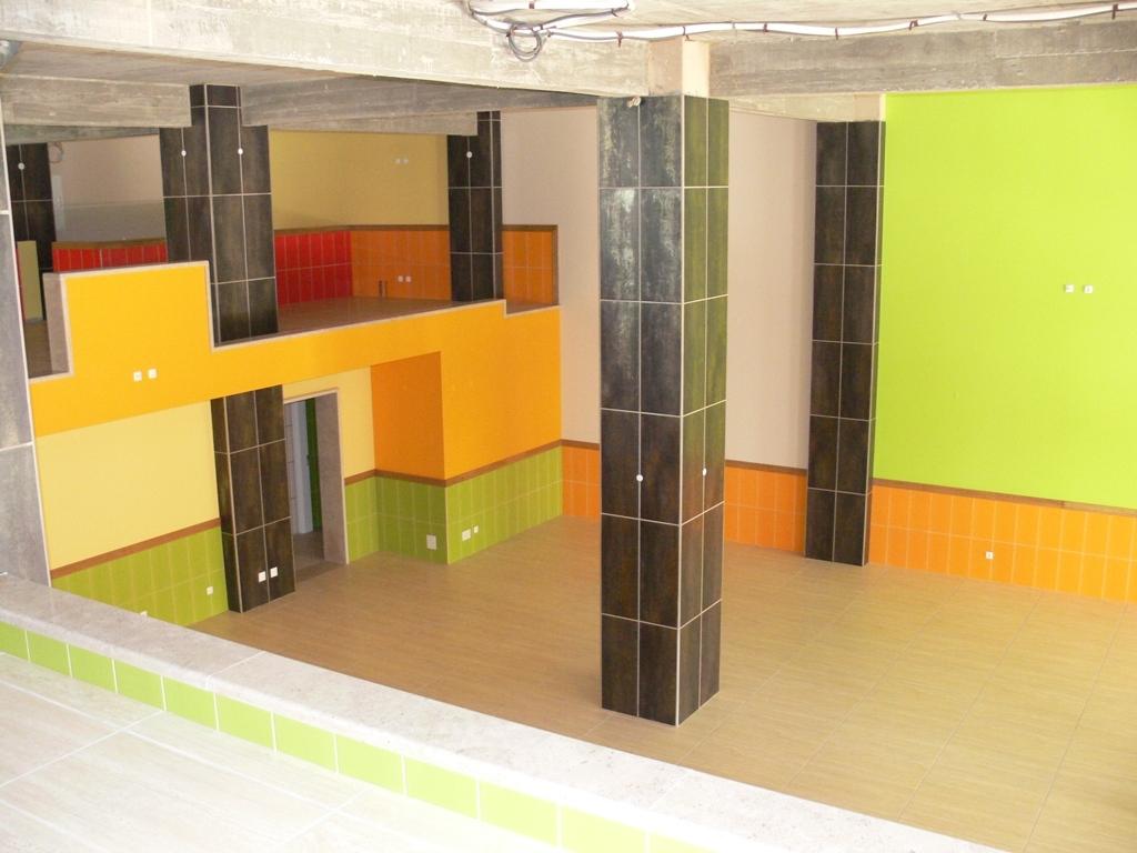 Restaurante em Ferragudo situado no centro de Ferragudo, perto da Marina.