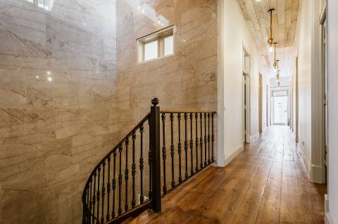 Oportunidade Exclusiva de Investimento - Conjunto de Dois Prédios Totalmente Renovados em Portimão