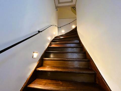 Oportunidade Exclusiva de Investimento - Conjunto de Dois Prédios Totalmente Renovados em Portimão