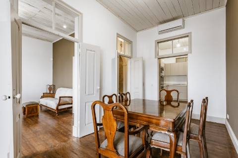 Oportunidade Exclusiva de Investimento - Conjunto de Dois Prédios Totalmente Renovados em Portimão