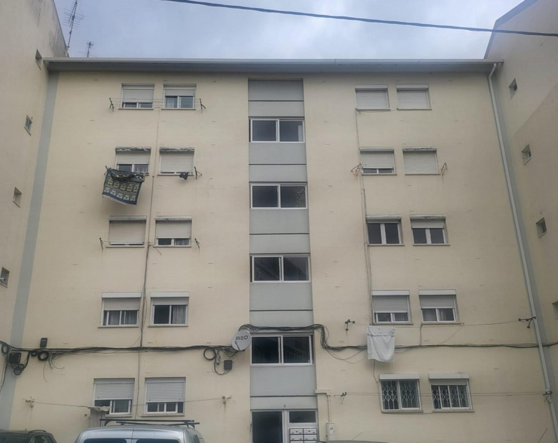 Apartamento T3 em Almada, Laranjeiro
