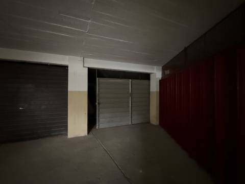 Apartamento T2 na Avenida de Ceuta em Quarteira