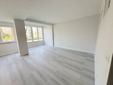 Apartamento T2 em Oeiras, Lisboa