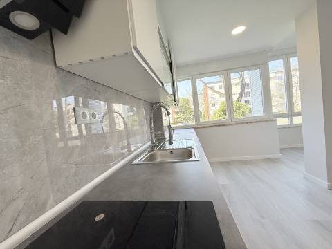 Apartamento T2 em Oeiras, Lisboa