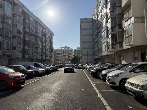 Apartamento T2 em Oeiras, Lisboa