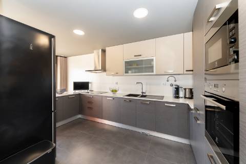 Apartamento T3 de Luxo com Vista Mar e Tróia a 200m da Praia - Saboaria, Setúbal