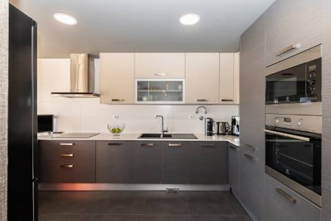 Apartamento T3 de Luxo com Vista Mar e Tróia a 200m da Praia - Saboaria, Setúbal