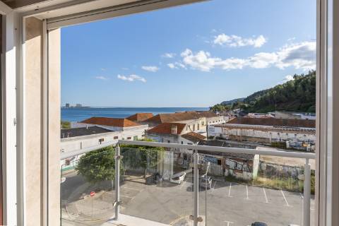 Apartamento T3 de Luxo com Vista Mar e Tróia a 200m da Praia - Saboaria, Setúbal
