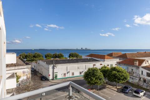 Apartamento T3 de Luxo com Vista Mar e Tróia a 200m da Praia - Saboaria, Setúbal