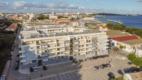Apartamento T3 de Luxo com Vista Mar e Tróia a 200m da Praia - Saboaria, Setúbal