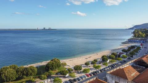 Apartamento T3 de Luxo com Vista Mar e Tróia a 200m da Praia - Saboaria, Setúbal