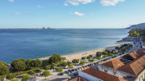 Apartamento T3 de Luxo com Vista Mar e Tróia a 200m da Praia - Saboaria, Setúbal