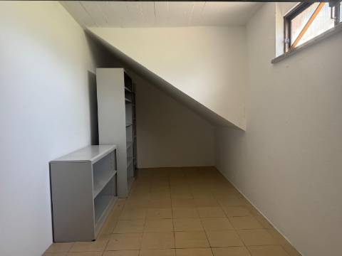 Garagem Box no Monte Belo Norte