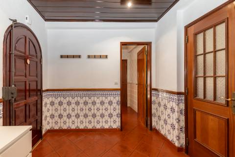 Apartamento T3 com garagem no Bairro São Gabriel em Setúbal