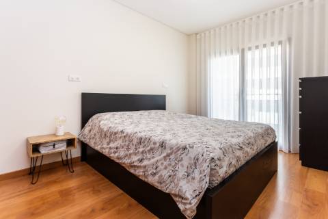 Apartamento T2 à venda na Quinta do Conventinho, Loures