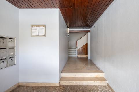 Apartamento T1 no Miratejo em Corroios - Excelente Localização