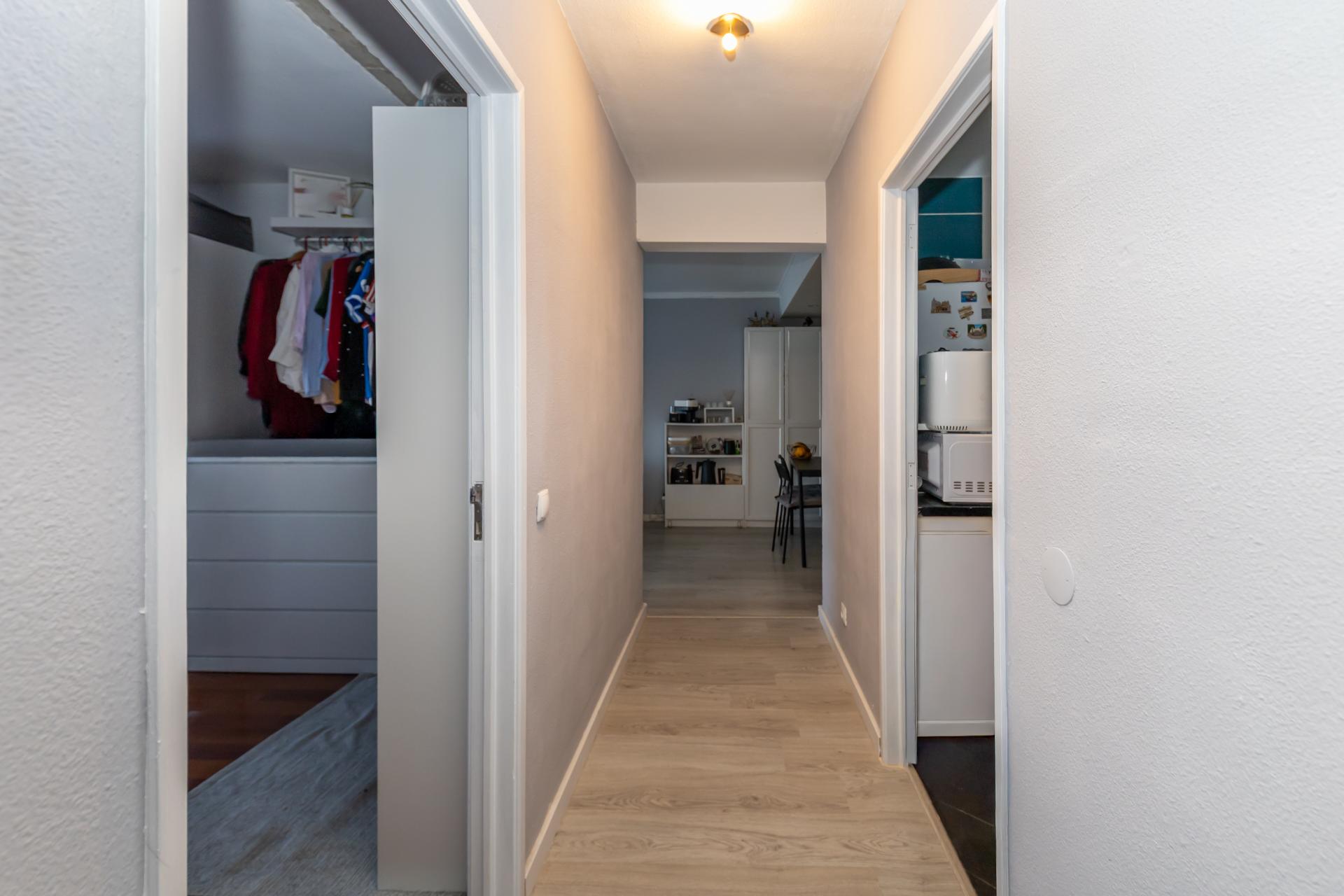 Apartamento T2 Renovado em Setúbal com Elevador | Pronto a Habitar