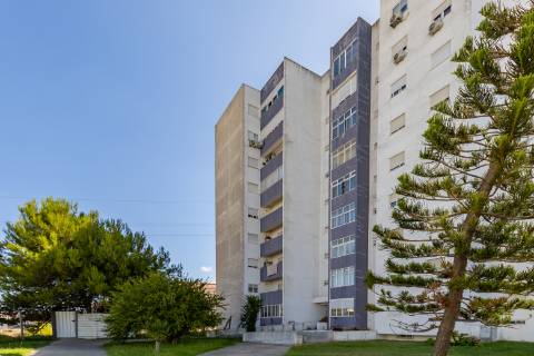Apartamento T3 na Rua Salgueiro Maia, Lavradio