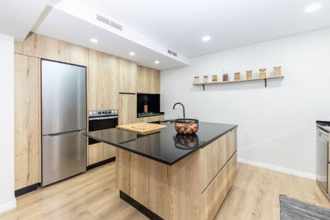 Apartamento T2 nas Manteigadas, Setúbal - Com muita luz natural