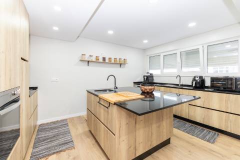 Apartamento T2 nas Manteigadas, Setúbal - Com muita luz natural