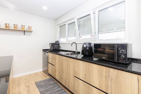 Apartamento T2 nas Manteigadas, Setúbal - Com muita luz natural