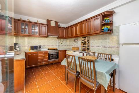 Moradia T3 Geminada em Vendas de Azeitão