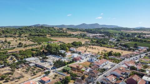 Moradia T3 Geminada em Vendas de Azeitão