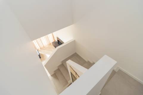 Moradia T3+1 em Banda como Nova com pátio e Vista Castelo de Palmela - Aires