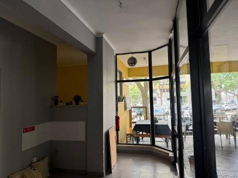 Arrendamento de Loja Monte Belo Norte - Setúbal