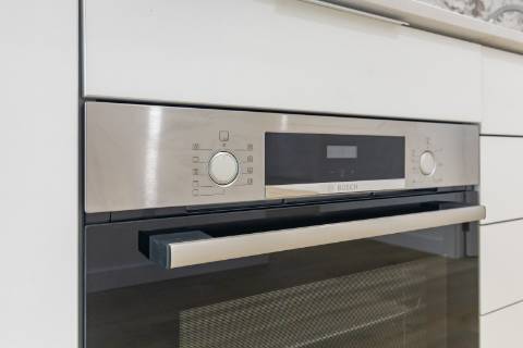 Apartamento T3 Remodelado com zona exterior comum junto ao parque em Vanicelos, Setúbal