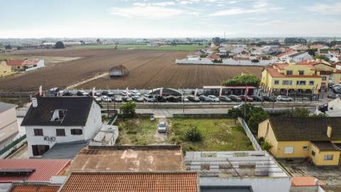 Lote Terreno Sarilhos Grandes junto à nacional, Montijo