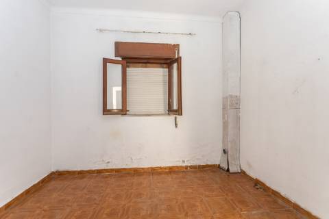 Lote Terreno Sarilhos Grandes junto à nacional, Montijo