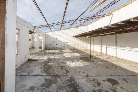 Lote terreno para construção em Sarilhos Grandes, Montijo