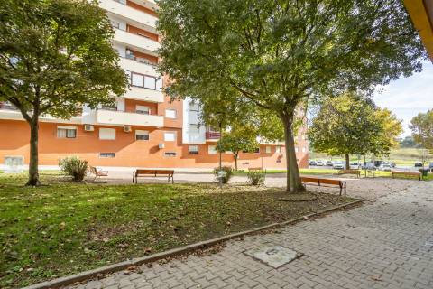 Apartamento T2 no Vale do Cobro, Setúbal