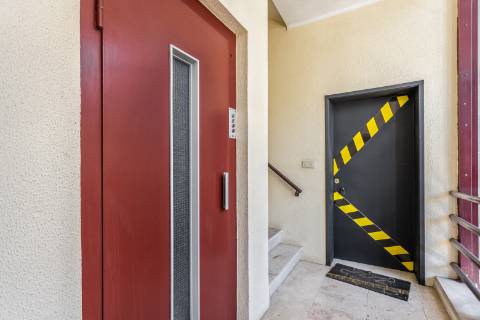 Área Nobre de 253 m² na Av. 5 de Outubro - O Maior Potencial de Conversão em habitação ou Sede Corporativa de na Av. 5 de Outubro em Setúbal