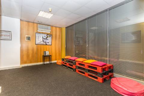 Área Nobre de 253 m² na Av. 5 de Outubro - O Maior Potencial de Conversão em habitação ou Sede Corporativa de na Av. 5 de Outubro em Setúbal