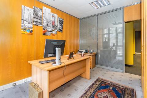 Área Nobre de 253 m² na Av. 5 de Outubro - O Maior Potencial de Conversão em habitação ou Sede Corporativa de na Av. 5 de Outubro em Setúbal