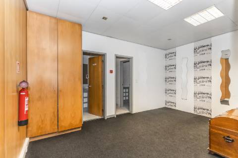 Área Nobre de 253 m² na Av. 5 de Outubro - O Maior Potencial de Conversão em habitação ou Sede Corporativa de na Av. 5 de Outubro em Setúbal