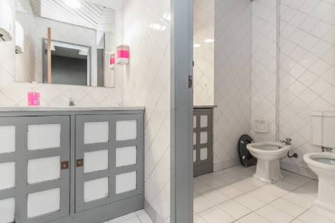 Área Nobre de 253 m² na Av. 5 de Outubro - O Maior Potencial de Conversão em habitação ou Sede Corporativa de na Av. 5 de Outubro em Setúbal