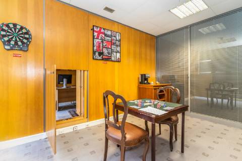 Área Nobre de 253 m² na Av. 5 de Outubro - O Maior Potencial de Conversão em habitação ou Sede Corporativa de na Av. 5 de Outubro em Setúbal